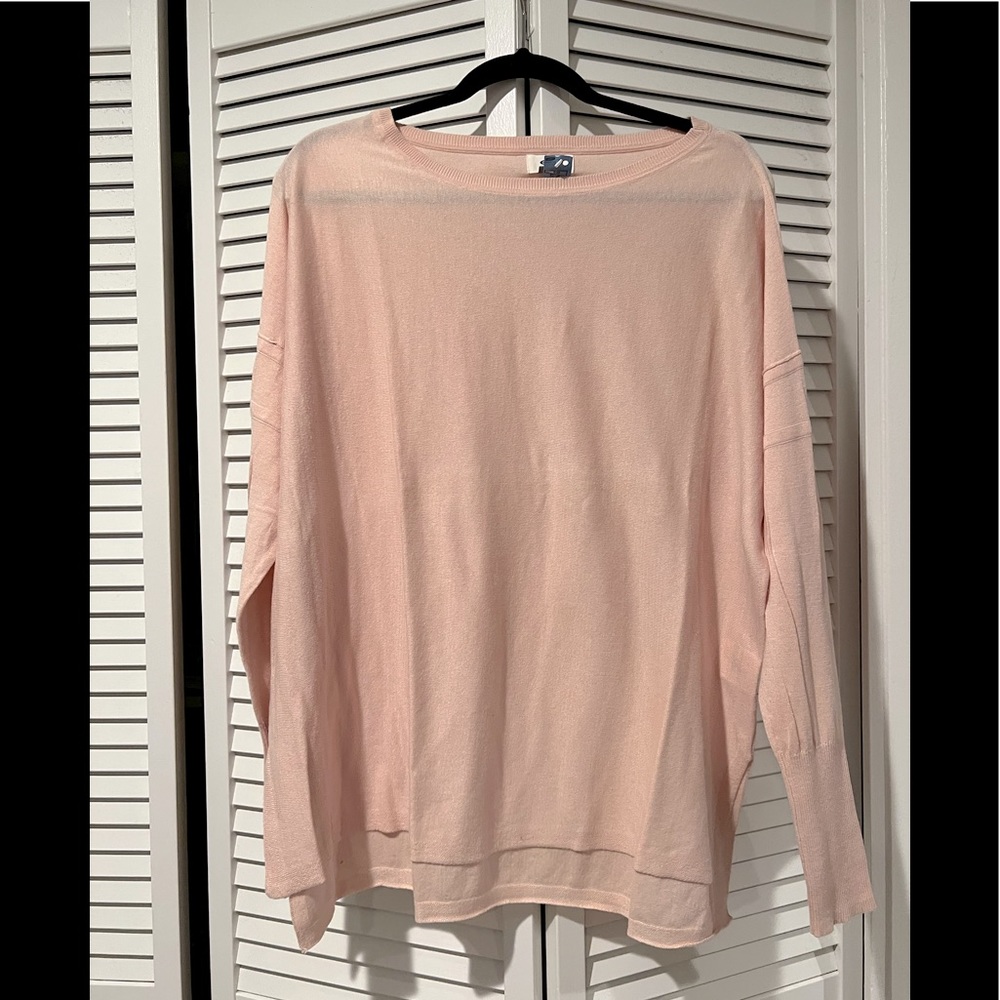XL Old Navy Lightweight Pink Sweater
